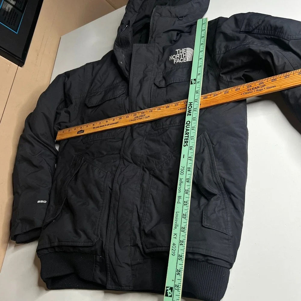The North Face Gotham III Down Jacket Mens Medium Black 550 Fill DryVent Parka
